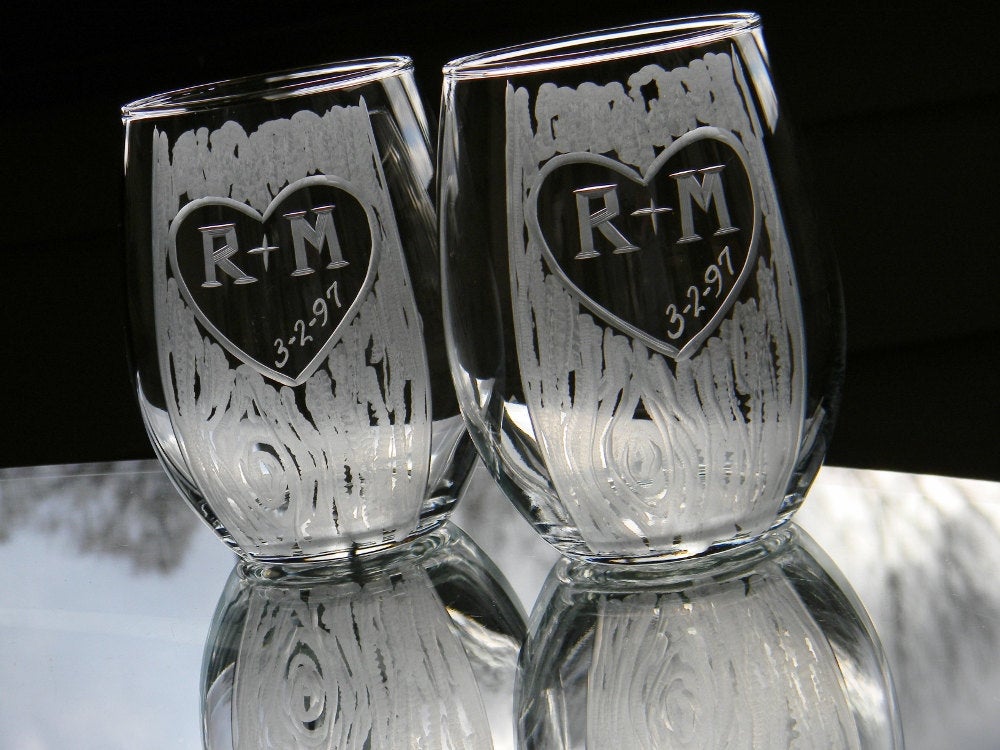 Hand Cut Personalized Mr. & Mrs. Stemless Wine Glass, 15 oz