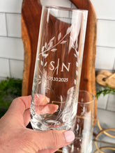 Load image into Gallery viewer, Couples Initials Champagne Flute – Personalized Stemless Glass Pair