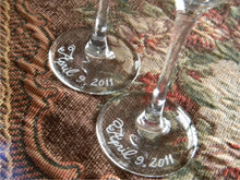 Load image into Gallery viewer, Old English Hand Cut Monogrammed Connoisseur Champagne Flutes