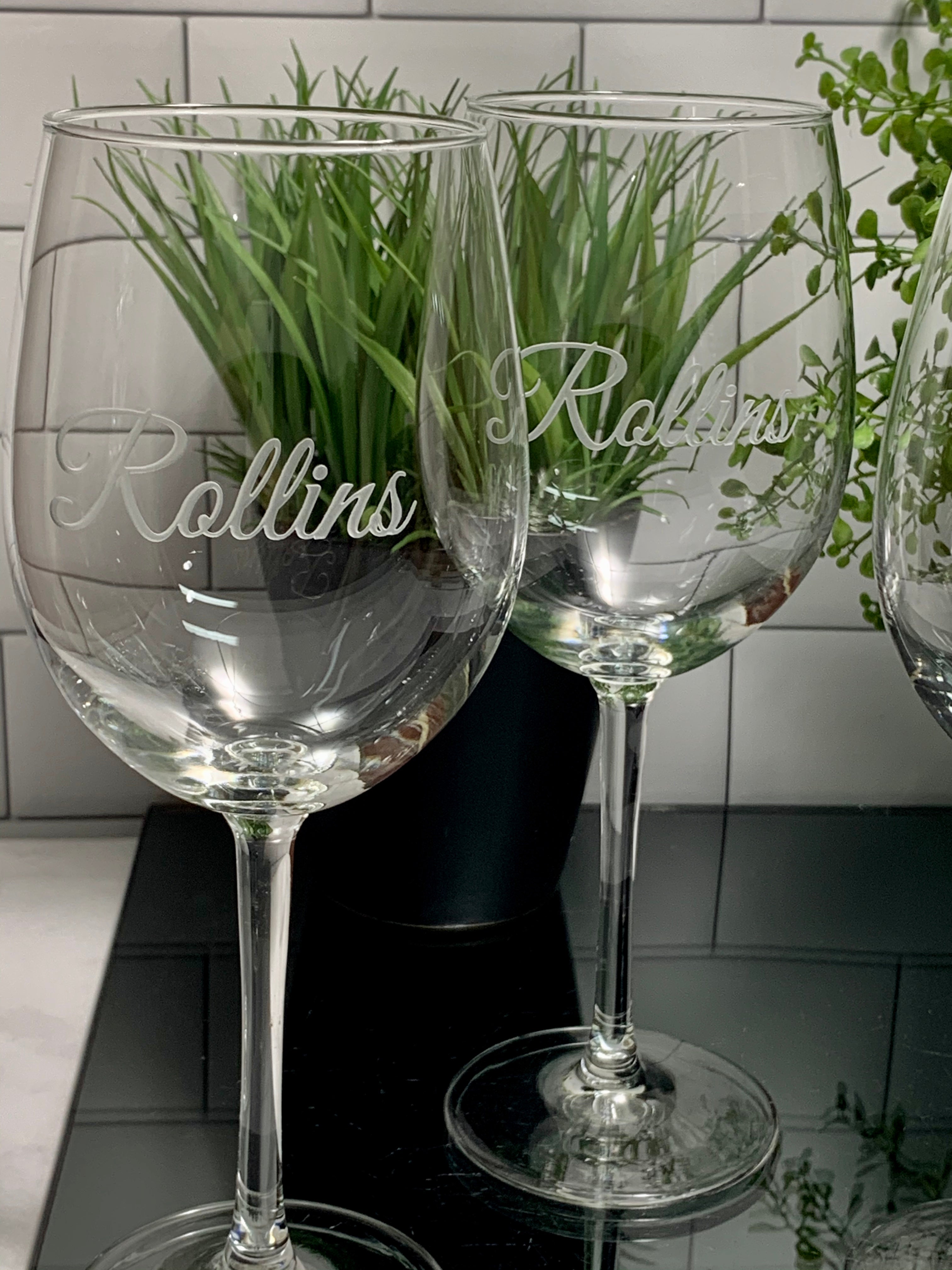 Etched White Wine Glasses Best Friends - Design: BEST - Everything Etched