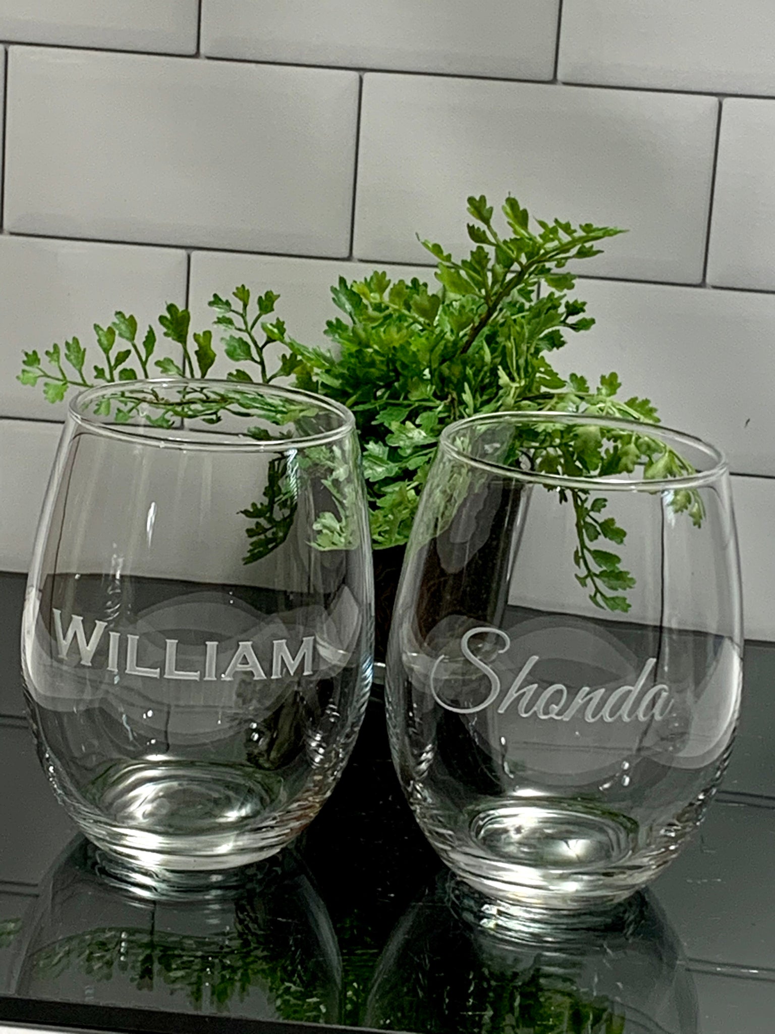 Wine Glasses 21oz, Stemless, set/4, personalized